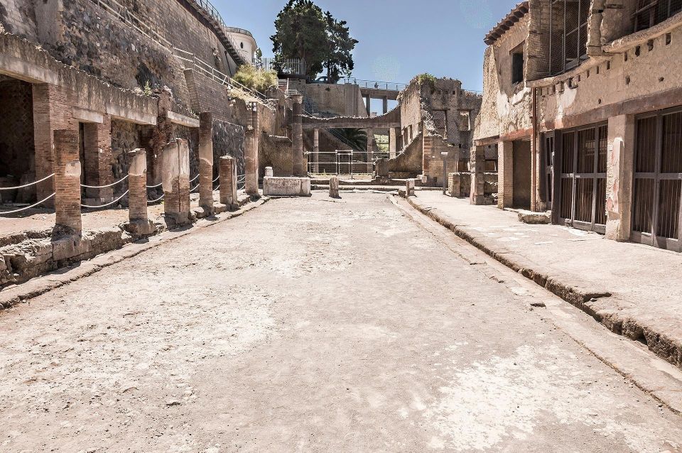 Herculaneum: Skip-the-Line Entry Ticket with Audio Guide - Herculaneum’s best party trick: preservation over spectacle