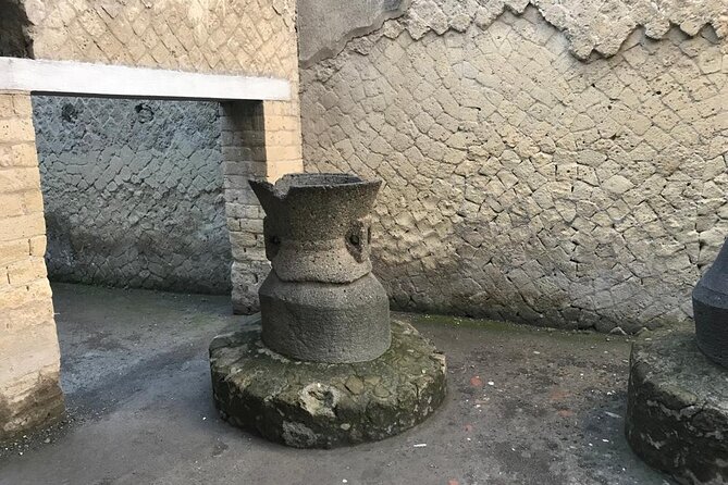 Herculaneum - Small Group Tour - Why Herculaneum feels easier to understand than Pompeii