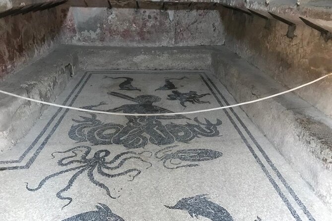 Herculaneum - Small Group Tour - Timing, heat, and how to stay comfortable for the full two hours