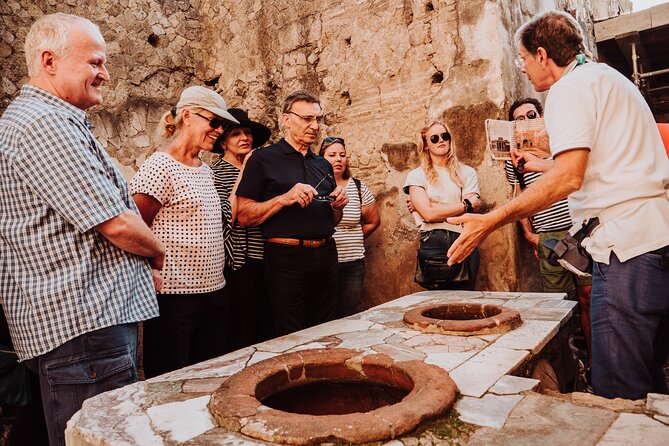 Herculaneum Small Group Tour and Ticket With an Archaeologist - Meeting in Ercolano: Getting to Corso Resina 187 Without Stress