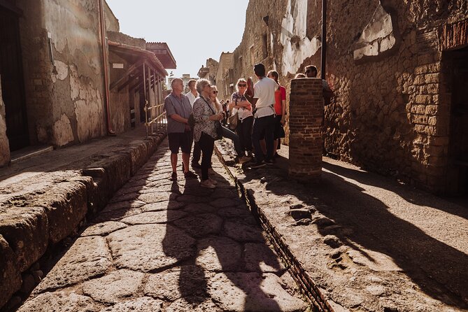 Herculaneum Small Group Tour and Ticket With an Archaeologist - Your 2-Hour Walk Through Herculaneum’s Best Stops