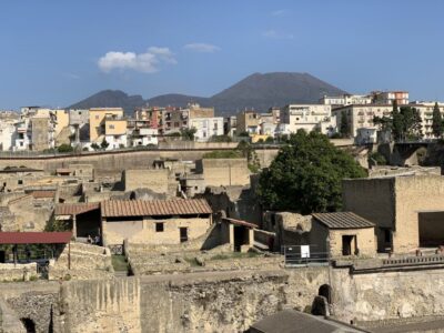 Herculaneum: Tickets & Tour with a Local Archaeologist - Getting in smoothly at Biglietteria Ercolano
