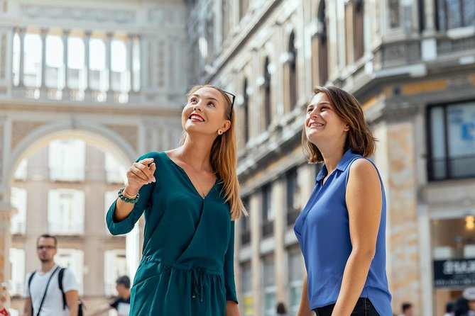 Highlights & Hidden Gems PRIVATE Walking Tour: Naples Delights - Naples by foot: why this format works