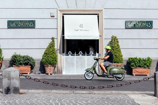 Highlights & Hidden Gems PRIVATE Walking Tour: Naples Delights - Carbon-neutral touch, and how to plan your day