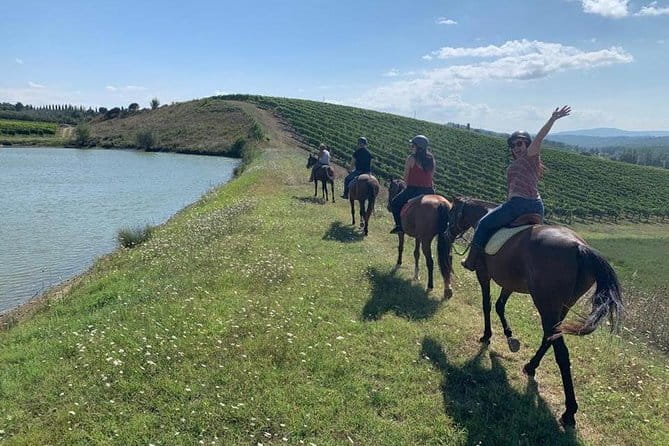 Horseback Ride in S.Gimignano with Tuscan Lunch Chianti Tasting - From Florence: the value of leaving early (and traveling comfortably)