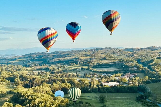 Hot Air Balloon ride in Tuscany countryside from Chianti - Chianti at sunrise: why this balloon beats a standard sightseeing morning