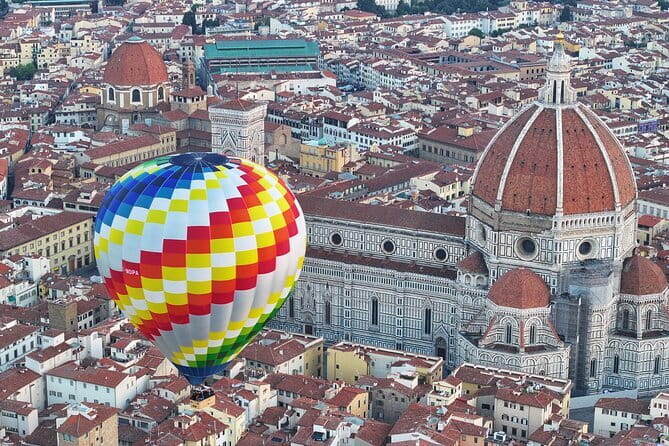 Hot Air Balloon ride in Tuscany countryside from Chianti - Safety briefing, bracing for landing, and what to expect in the basket
