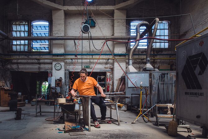 In-depth Guided Tour in a Real Murano Glass Factory - Where the tour actually happens (and why that matters)
