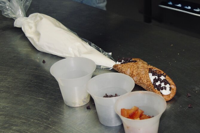 Italian Gelato, Tiramisu and Cannolis Cooking Class in Rome - Prosecco pairing and the take-home wrap that makes it feel like a win