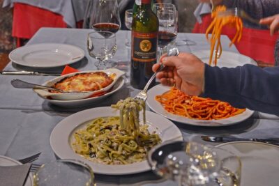 Jewish Ghetto and Campo Dè Fiori By Night Food, Wine and Sightseeing Tour - Piazza Mattei to the Antico Quartiere Ebraico: ruins, synagogue views, and carciofo