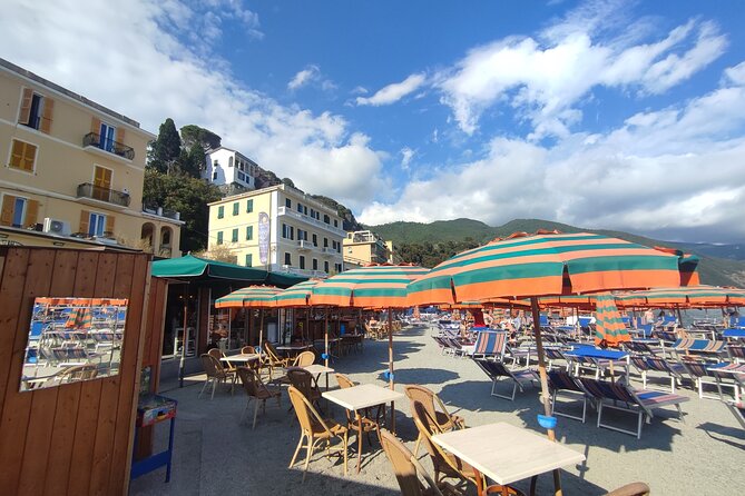Kayak experience with Carnassa Tour in Cinque Terre + Snorkeling - Monterosso looks different from a kayak