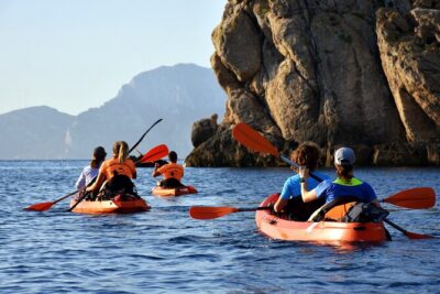 Kayak tour with aperitif and dolphins - The Kayak Lesson and Your Gear (Life Jackets, Waterproof Bag, and a Locker)