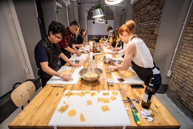 Kitchen of Mamma: Pasta Cooking Class with market visit in Rome - Finding your ingredients at Nomentano Market