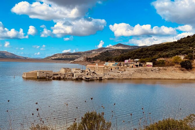 Knossos & Lasithi Plateau: Zeus Cave,Villages, Olive Oil Tour - Lunch at Tzanakis Michael: wood-fired comfort in the mountains