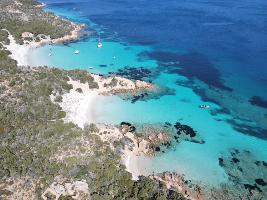 La Maddalena: Archipelago Boat Tour - La Maddalena Old Town Hour: Shopping and Orientation Time