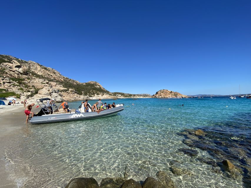 La Maddalena: Caprera,Spargi,Budelli & Santa Maria Boat Tour - Santa Maria: the longest break, walking time, and choosing lunch