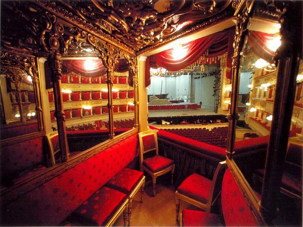 La Scala Theatre and Museum Tour in Milan With Private Guide - Auditorium Access and Rehearsals: When Lights Are On vs Off