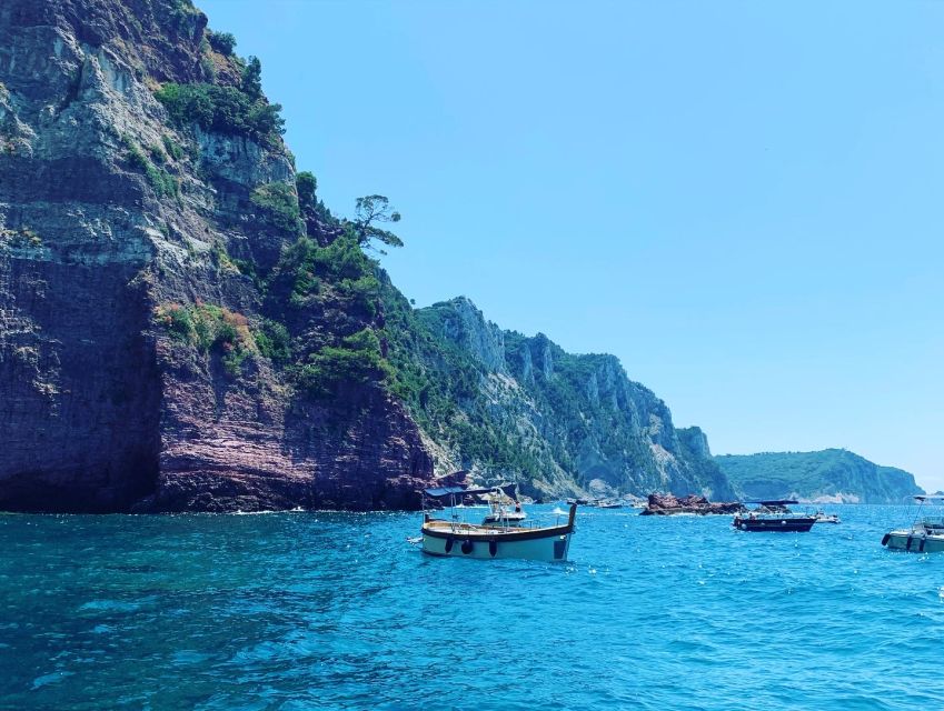 La Spezia: Cinque Terre and Portovenere Full-Day Boat Tour - Monterosso al Mare: the one town where you can actually get off the boat