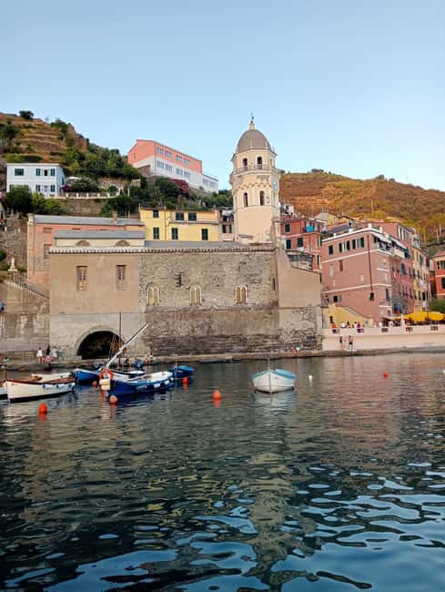La Spezia : Morning or Sunset Cinque Terre Tour & Aperitif - Monesteroli, Riomaggiore, and Manarola from the best angles
