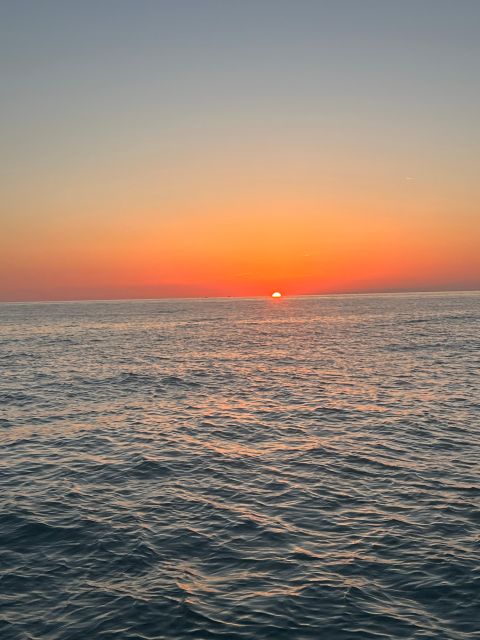 La Spezia: Sunset Boat Tour with Aperitivo and Snacks - Palmaria: passing the island and chasing the Blue Cave glow