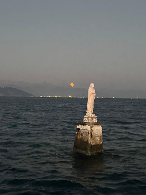 La Spezia: Sunset Boat Tour with Aperitivo and Snacks - San Pietro in Portovenere: the sunset alignment moment