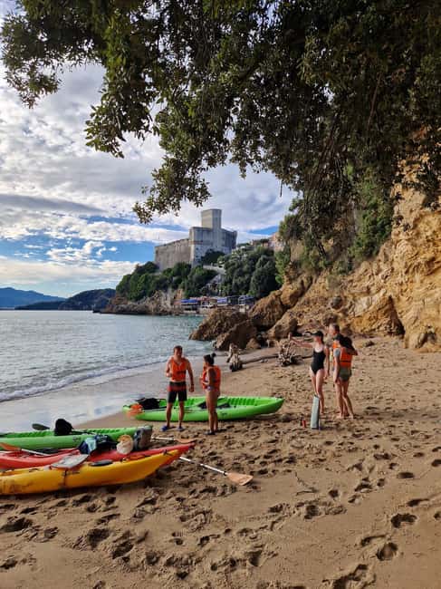 La Spezia: Sunset Kayak & Caves Tour w/ Swimming & Aperitif - Quick Packing Checklist That Matches the Stops