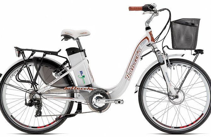 Lake Como: eBike City Tour Guided by an iPad and a Tour Leader - Why a 3-Hour eBike Spin Beats Walking in Como