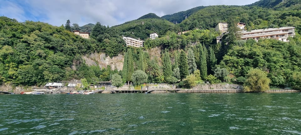 Lake Como: Shared Boat Tour with Prosecco Aperitif - The “first basin” route: famous villas and the Como branch