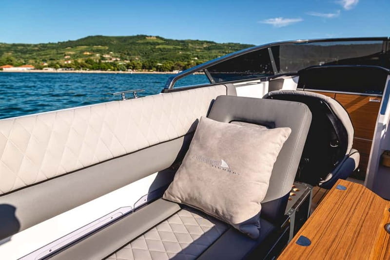 Lake Como: Shared Group or Private Boat Tour - Villa del Balbianello: Star Wars and 007 from the best angle
