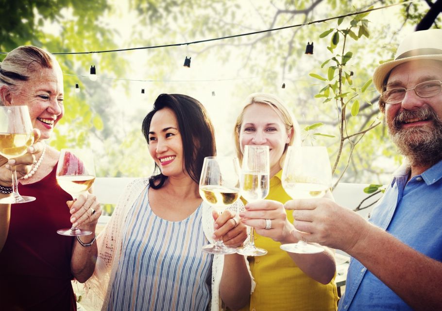 Lake Como: Winery Tour with Wine Tasting - The Hill Walk Up: The One Part You Should Plan Like a Hike