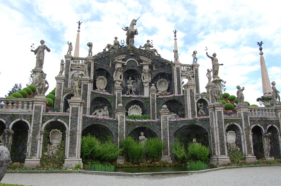 Lake Maggiore: Borromean Islands Tickets with Boat Transfer - Isola dei Pescatori: one island that’s easy to fit in