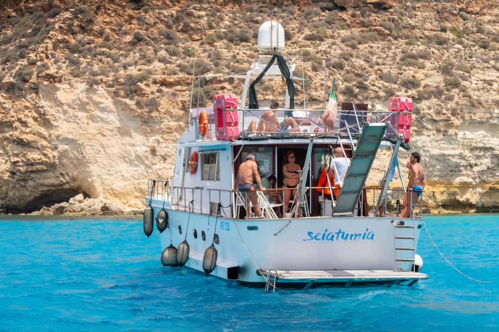 Lampedusa: Yacht excursion, swimming stops and typical lunch - Tabaccara: 30 minutes of crystal water and real snorkeling talk