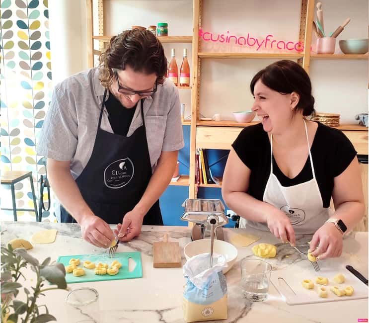 Lazise: Fresh Pasta Cooking Class with Meal at Lake Garda - Getting Started at Cusina by Fracca (Corso Cangrande)