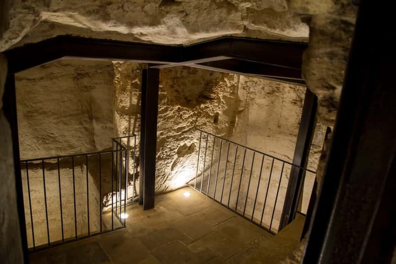 Lecce: Baroque Architecture and Underground Walking Tour - Santa Croce and Piazza Sant’Oronzo: the baroque-to-square opening move