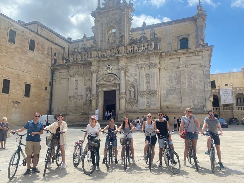 Lecce: City Highlights Guided Tour by Rickshaw - Piazza del Duomo: Lecce’s baroque showpiece in motion