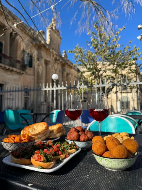 Lecce: Guided Street Food Walking Tour with Food and Wine - Taralli and Pizzi Tastings: Savory Salento in Real Walking-Tour Portions