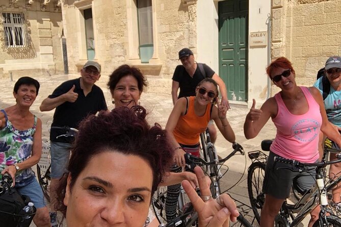 Lecce Historical Attractions Tour in Group (2h) - Where you meet Velo Service Lecce (and how to avoid a mini scramble)