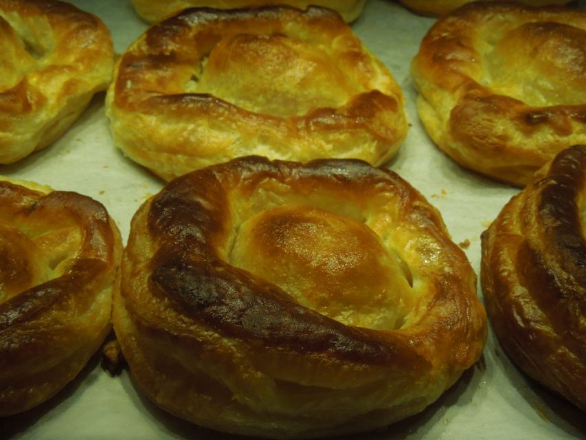 Lecce: Street Food Tasting and Sightseeing Tour - What the Best Guides Do: Stories You Can Use While Walking