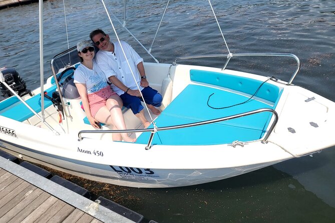 License Free Boat Rental 40hp - Lake Como - Staff Help: What It Means When You’re New at This