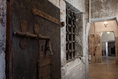 Lords of the Night Prisons Palace: Cells & Torture Tools Visit - Circolo Artistico and Palazzo Delle Prigioni: Where the Story Begins