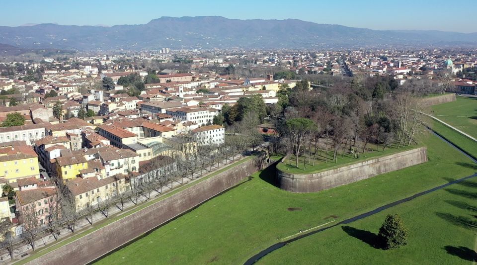 Lucca: Renaissance City Walls Walking Tour - Should You Book the Lucca Walls Walking Tour?