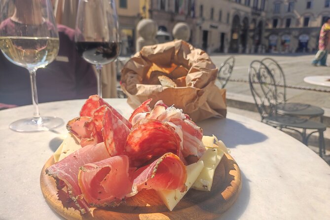Lucca’s Ultimate Food Tour: Full Tuscan Meal by Do Eat Better - The Wine Moment (18+): How to Make It Enjoyable