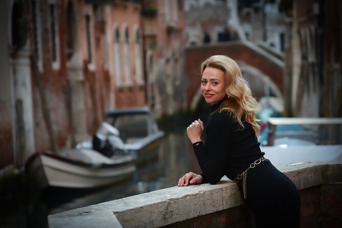 Luxurious Photoshoot in Venice - Private group pace: better photos, less stress for families