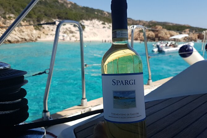 Luxury Catamaran in the Maddalena Archipelago from PALAU - Key things that make this Maddalena sailing special