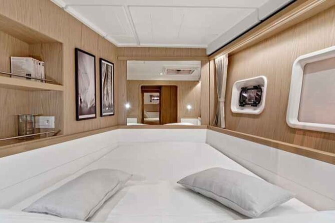 Luxury Catamaran in the Maddalena Archipelago from PALAU - Isola di Spargi: 1 hour on uninhabited island time