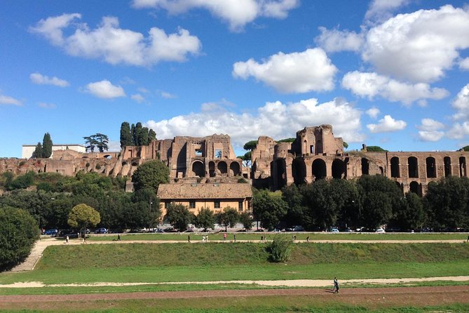 Luxury Private Full-Day Rome Tour from Civitavecchia Port - Piazza di Spagna, Spanish Steps, and Trevi: photo time without the wandering trap