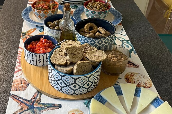 Make pasta, drink wine. Cooking class with transported included! - Km.0 Aperitif and Typical Wines: When the Sauces Start