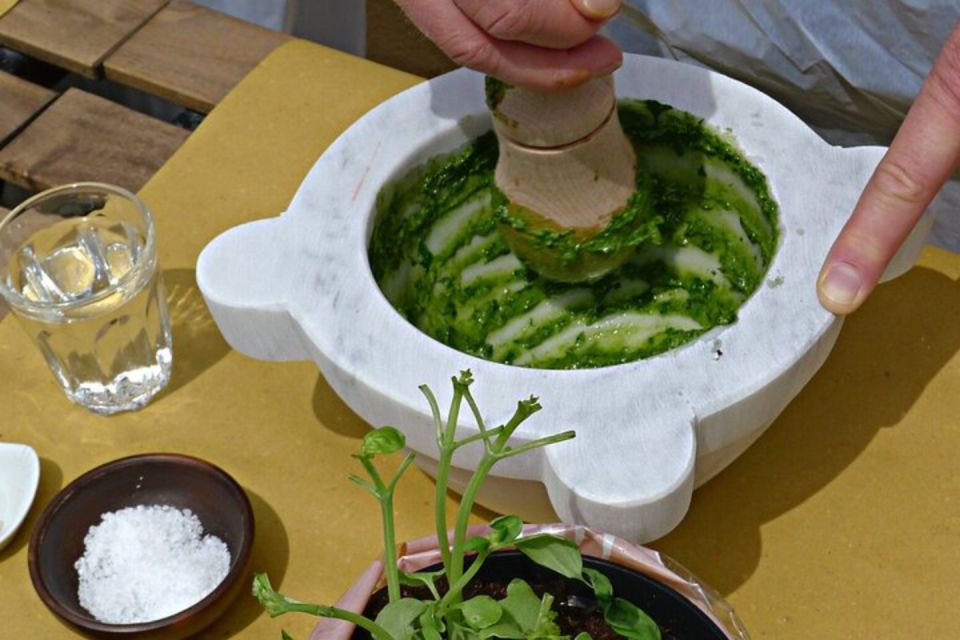 Manarola: Authentic Pesto Making Class at Cinque Terre - The Instructor Factor: Learning the Stories That Make the Sauce Click