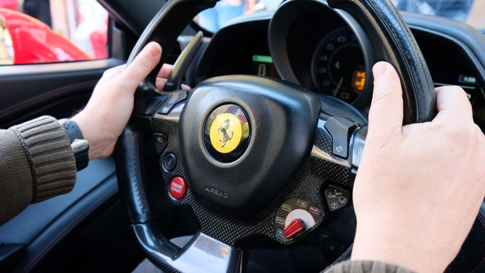 Maranello: Test Drive Ferrari 458 - Meeting at Maranelviaggi and Getting Ready to Roll