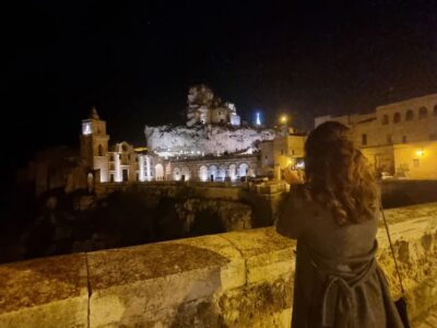 Matera: Sassi di Matera Historical Self-Guided Audio Tour - The smartphone audio setup: ITGUIDES, geolocation, and earphones